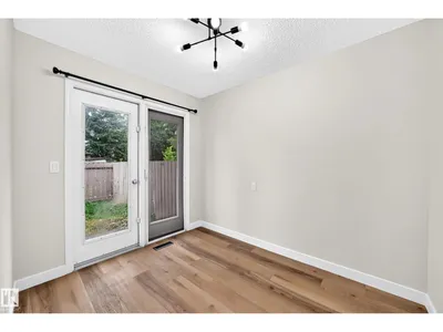 13845 24 ST NW photo 12