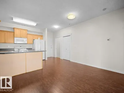 #116 16807 100 AV NW photo 17