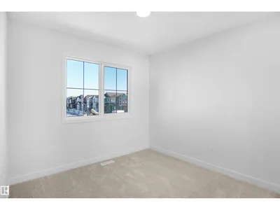 7339 181 AV NW photo 24