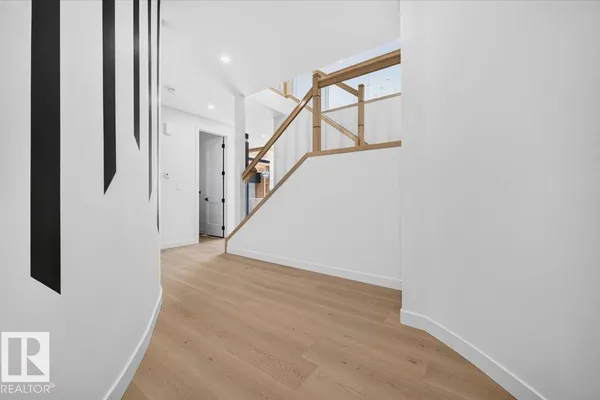 407 172 AV NW NW photo 2