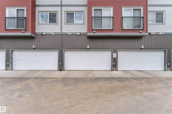 3340 15a AV NW photo 3