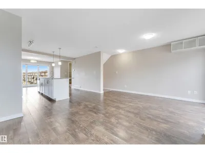 3340 15a AV NW photo 16