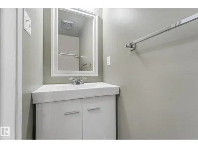 6552 178 ST NW photo 32