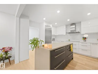 14128 98 AV NW photo 11