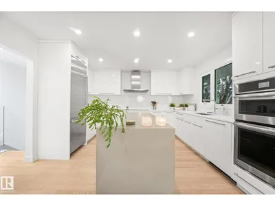 14128 98 AV NW photo 10