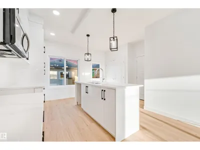 1507 211 STREET NW photo 11