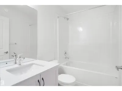 20928 16 AV NW photo 32