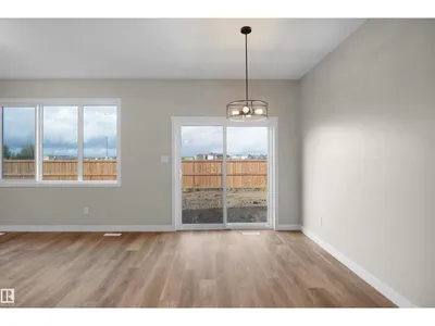 20924 16 AV NW photo 15
