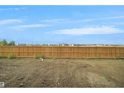 20924 16 AV NW photo 35