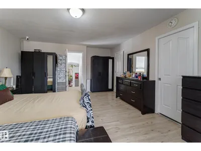 3519 22 ST NW photo 31