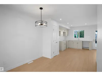 21305 131A AV NW photo 13