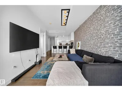 #4007 10360 102 ST NW photo 15