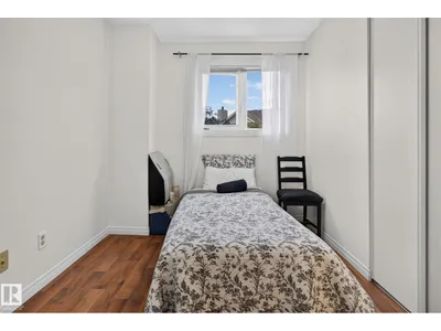 9503 180A ST NW photo 15