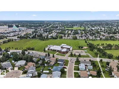 9503 180A ST NW photo 45