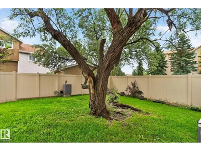 9503 180A ST NW photo 36