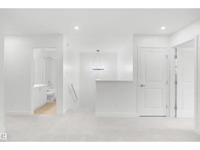 1822 188 ST NW photo 22
