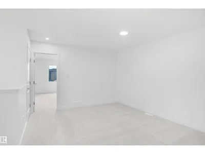 1822 188 ST NW photo 18