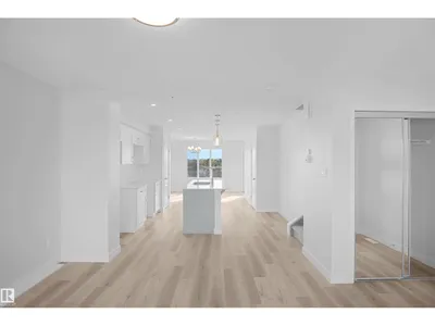 21215 25 AV NW photo 4