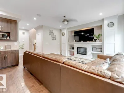 5137 1B AV SW photo 18