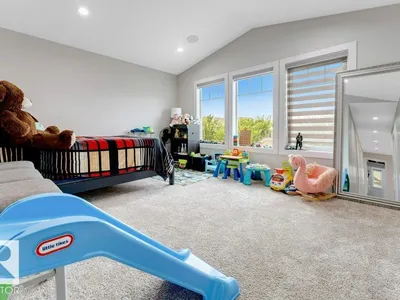 5137 1B AV SW photo 29
