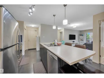 #216 340 WINDERMERE RD NW photo 6