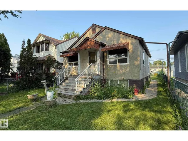 11825 67 ST NW, Edmonton