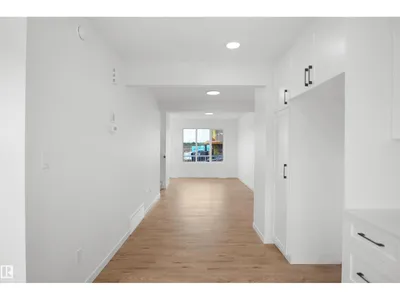 503 177 AV NE photo 11
