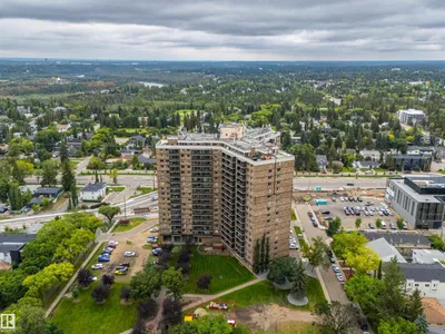#611 13910 Stony Plain RD NW photo 37