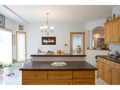 6407 163 AV NW photo 21