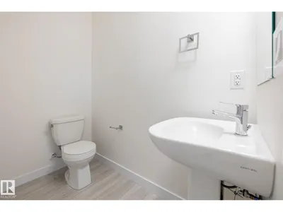 1531 211 ST NW photo 12