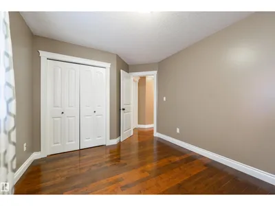 5911 166 AV NW photo 29