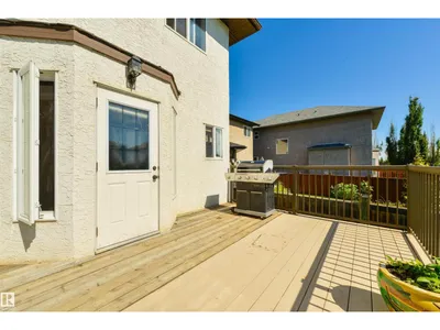 5911 166 AV NW photo 53