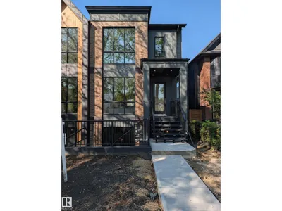 10932 & 10934 132 ST NW photo 4