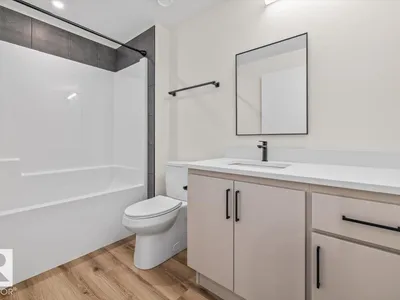 10932 & 10934 132 ST NW photo 36