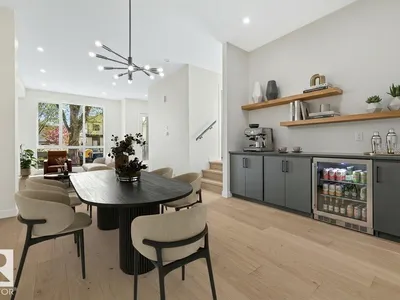 10932 132 ST NW photo 10