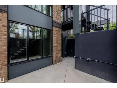 10934 132 ST NW photo 47