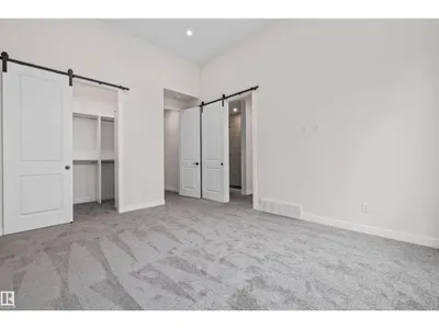 10934 132 ST NW photo 31
