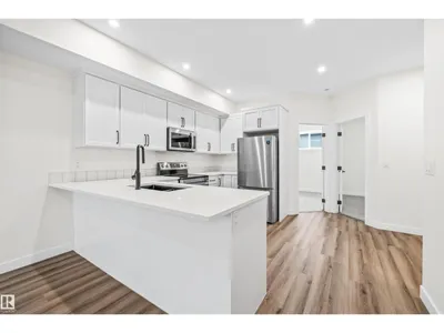 10934 132 ST NW photo 51
