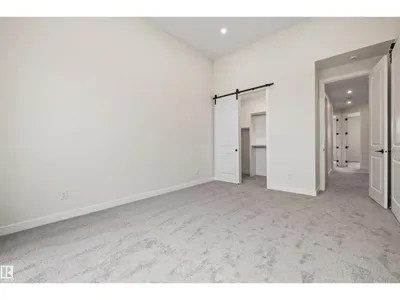 10934 132 ST NW photo 29