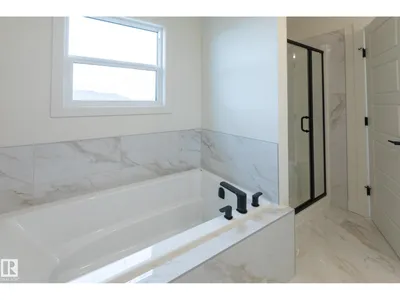 6279 180 AV NW photo 33