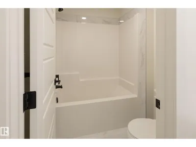6279 180 AV NW photo 48