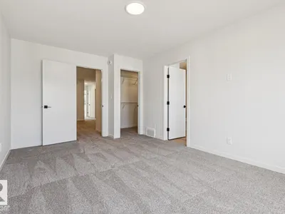 431 31 ST SW photo 22