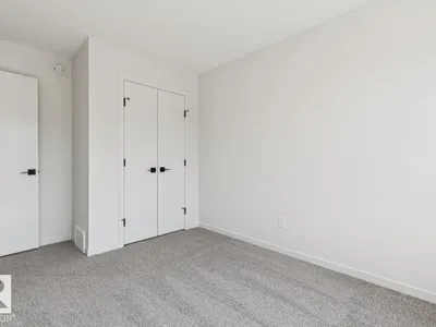 431 31 ST SW photo 29
