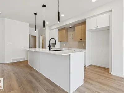 431 31 ST SW photo 8
