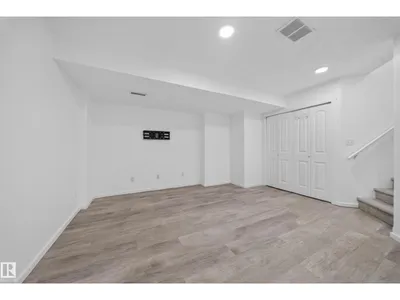 2115 32 ST NW photo 27
