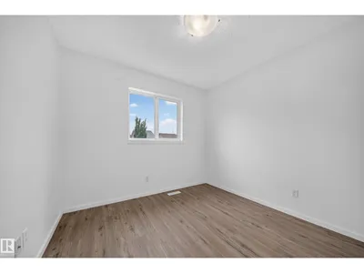 2115 32 ST NW photo 44