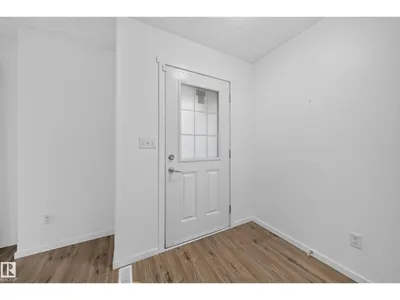 2115 32 ST NW photo 5