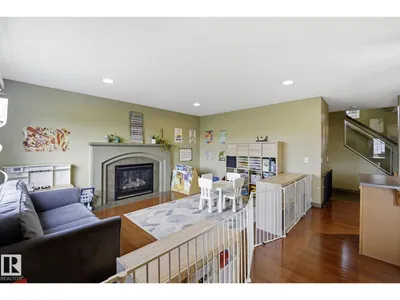 5420 162B AV NW photo 9
