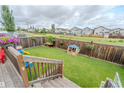 5420 162B AV NW photo 35