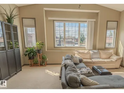 5420 162B AV NW photo 15